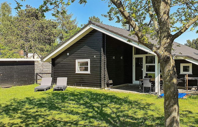 8 Person Holiday Home in Asnaes - Foto 1