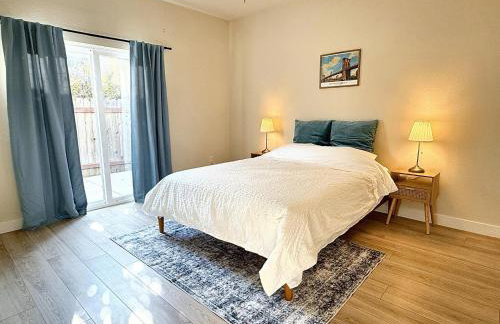 5 Min Walk to UCD Med Ctr - Stylish New Build Home - Foto 1