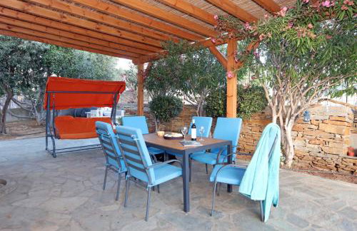 Ruby's summer house with spacious garden and free parking - Foto 2