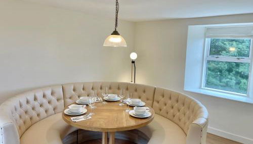 The Old Schoolhouse - Photo 5