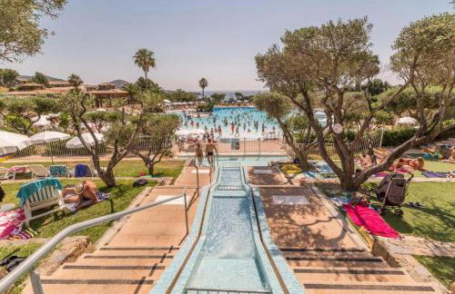 Dans un cadre d'exception, Vue mer panoramique à Agay Côte d'Azur, Village Vacances Cap Esterel, 2 chambres, avec jardin, golf, climatisation, Wifi, 5 piscines - Foto 64