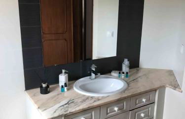 Cegonha Villa powered by Cegonha Resort- Private swimming pool & air con - Foto 28