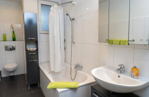 Art City-Studios Kassel 6 und 9 mit 2 Schlafzimmern, groß, modern, citynah, kostenfreie Parkplätze, Süd-Balkons, ruhig, Herkulesblick, voll ausgestattet - Foto 43