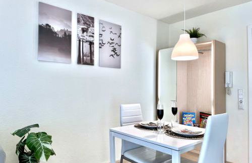 RelaxApartments BLACK FOREST DIAMOND direkt an der Hornberger Freilichtbühne - Sonnenterrasse mit Blick auf das Hornberger Schloss, schnelles Internet, für bis zu 2 Personen - Foto 7