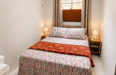 AmazHost - Casa Laranja, Split e Wi-Fi 700 Mb - Foto 1