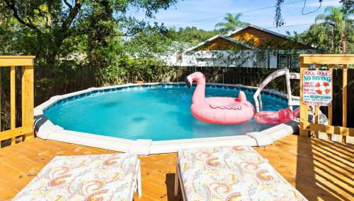 Urban Flamingo Retreat Modern Meets Tropical in this Beautiful, Updated Pet Friendly 3BD Pool Home with Outdoor Living Space - Foto 2