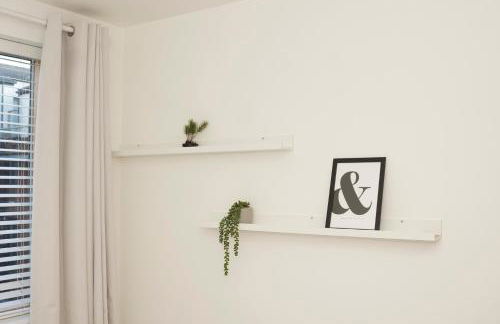 Spacious 4BR 4BA gated townhouse with balconies, Central JQ - Foto 13