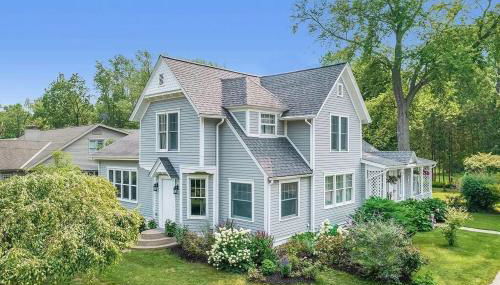 Newly Renovated Cottage 5 mins from Beach! - Foto 2, Garden