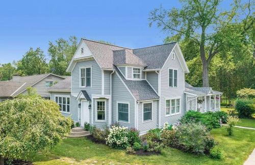 Newly Renovated Cottage 5 mins from Beach! - Foto 2