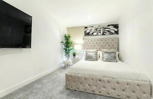 Spacious 2-Bedroom Apartment near Canary Wharf - London Ideal for Business, Leisure & Long Stays - Foto 4