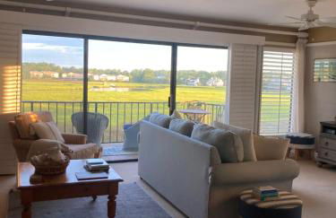 COFFEE on THE BEACH WINE on THE MARSH DOCK - Foto 24