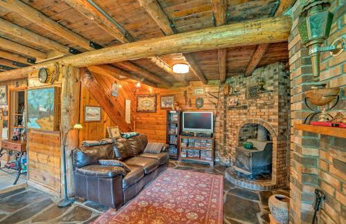 Sasquatch Inn Retreat Near Fishing and Hunting! - Foto 5