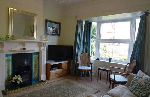 Charming family home on edge of South Downs - Foto 2