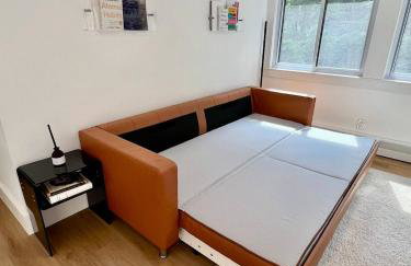 NEW cozy getaway near Mt Monadnock with hot tub - Foto 12