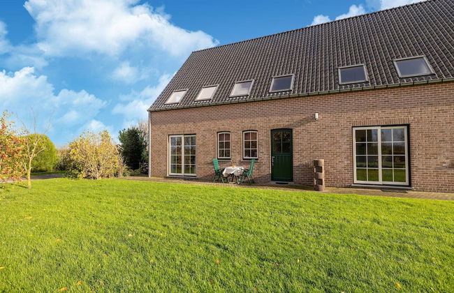 Holiday Home in Sint Kruis With a Garden - Foto 18