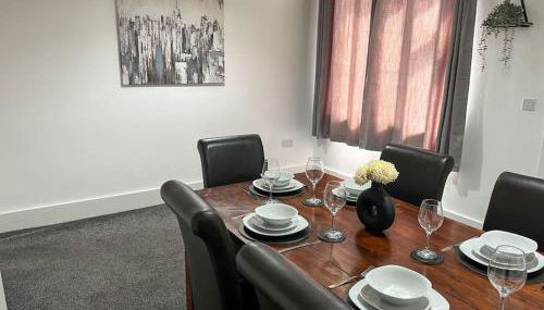 8 Nantwich Road - Photo 4