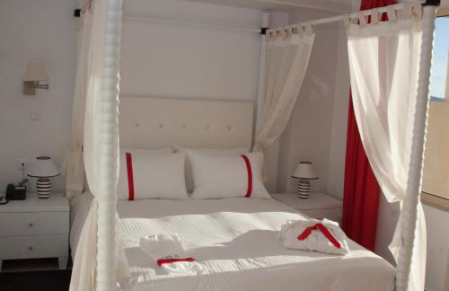 Thea Hotel - Studios & Suites - Photo 16