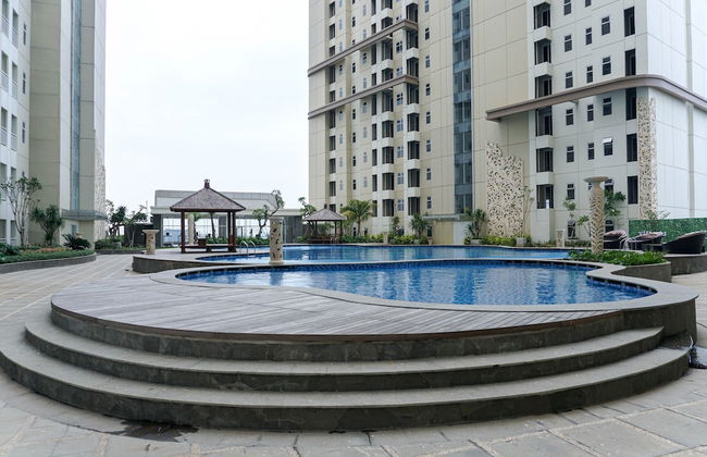 Best Studio Apartment Vittoria Residence with Sofa Bed - Photo 20