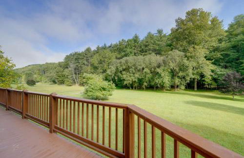 Riverfront West Virginia Cabin with Screened-In Deck - Foto 30