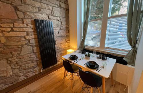Stunning refurbished main door Marchmont apartment - Foto 3