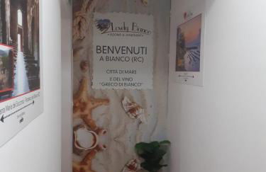 LOVELY BIANCO - Rooms & Apartment - Foto 22