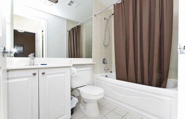 NAPA Furnished Suites Square One - Photo 16