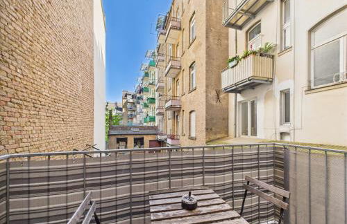 Zentrales Apartment im Westend I Küche I Balkon I für bis zu 4 Personen - Foto 20