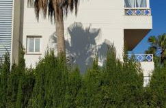 Apartamento con jardín y piscina Pet friendly - Photo 42