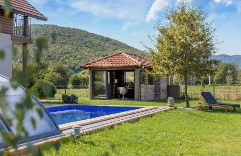 Pet Friendly Home In Gospic - Photo 14