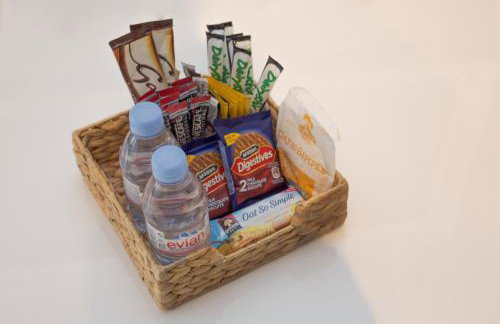 iSTAY APARTMENTS at VIZION - Fully Equipped Modern Serviced Apartments with Balconies, Superfast Broadband, Free Allocated Parking Space, 24h Security, Rooftop Gardens, Located in Central MK - Photo 9