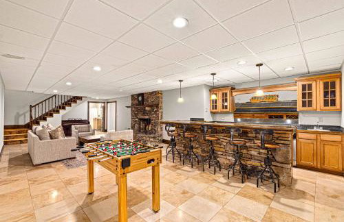 Luxury Getaway Home with Panoramic Views, Pool & Hot Tub! - Foto 35