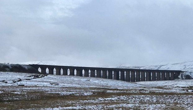 LIVERPOOL: Yorkshire Adventure - Excursion touristique d'une journée - Photo 4, Il a l'air froid, le viaduc de Ribblehead en hiver