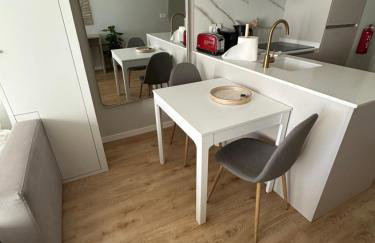 New Douro Tower 206 with shared pool and parking - Photo 24