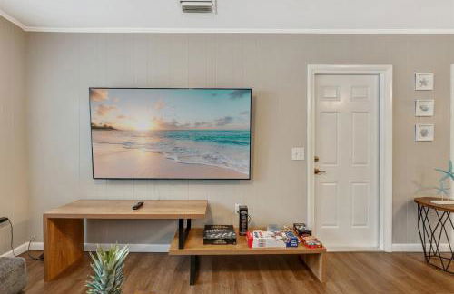 Exquisite Retreat with Heated Pool for 14 Guests, Pool Table Paradise! - Foto 13