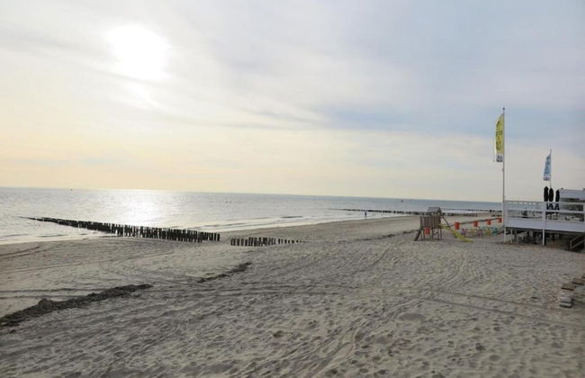 Villa in Dishoek Near Noordzee Beach - Photo 40