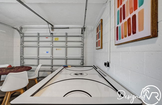 Modern Chic 7-BR with Pool & Gameroom - Foto 44