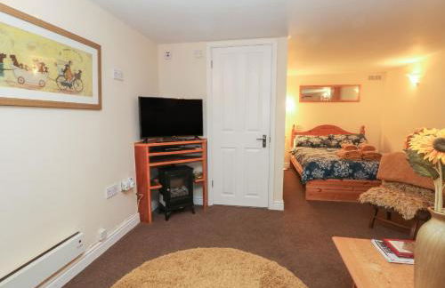 The Shavings - Photo 8