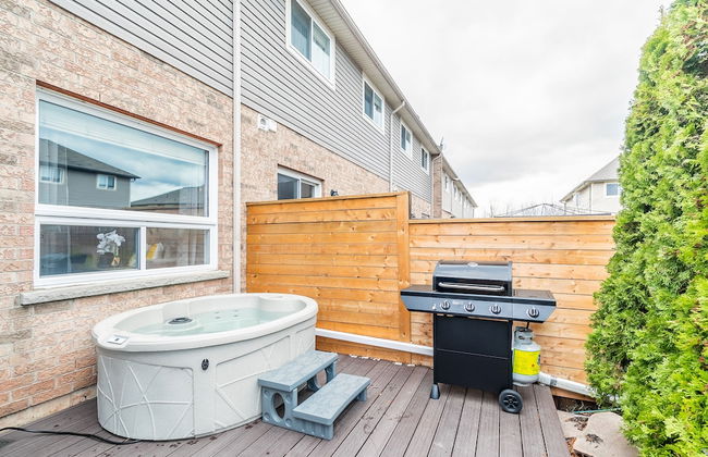 GLOBALSTAY. Modern 3-4 Bedroom Town - Photo 60