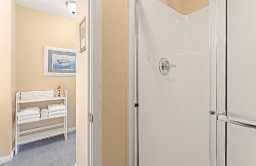 Family-friendly Home Hot Tub Lake View & Pool Access - Foto 50