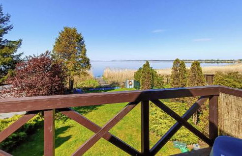 Two-Bedroom Holiday Home In Nowe Warpno - Foto 1