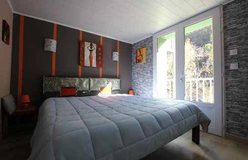 Maison au bord de l'eau avec Jacuzzi - Foto 15