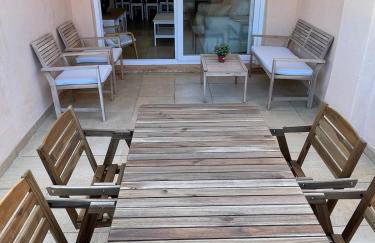 Apartamento con piscina y terraza muy cerca de la playa - Foto 18