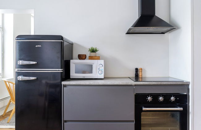 A bright wooden studio for four - Foto 10