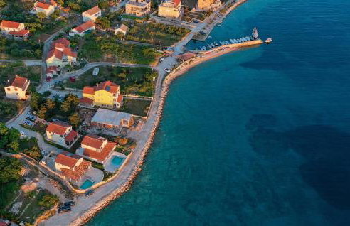 Gorgeous Home In Veli Rat - Photo 8