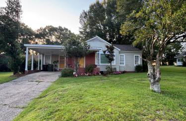 Belle of the Burg - Foto 1