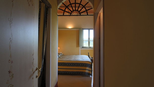 Beautiful Farmhouse in San Gimignano With Pool - Foto 5, Habitación