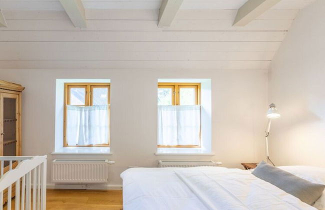 Historisches Reetdachhaus in Ruhiger Lage - Foto 9