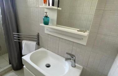 F R Apartment - Foto 20