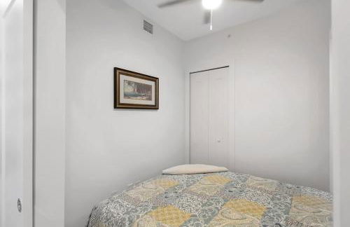 Luxury Condo Living on Sarasota Bay, Minutes From Downtown - Foto 20