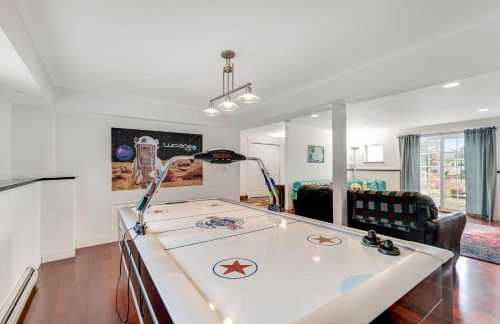 The Artist's Lakeside Hideaway - Foto 24